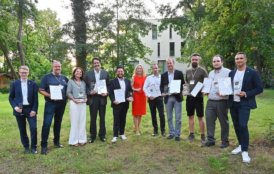 Gruppenbild Sieger ERP-System des Jahres 2023