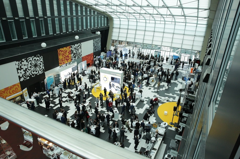 Gäste des Cloud Unternehmertages im Kameha Dome