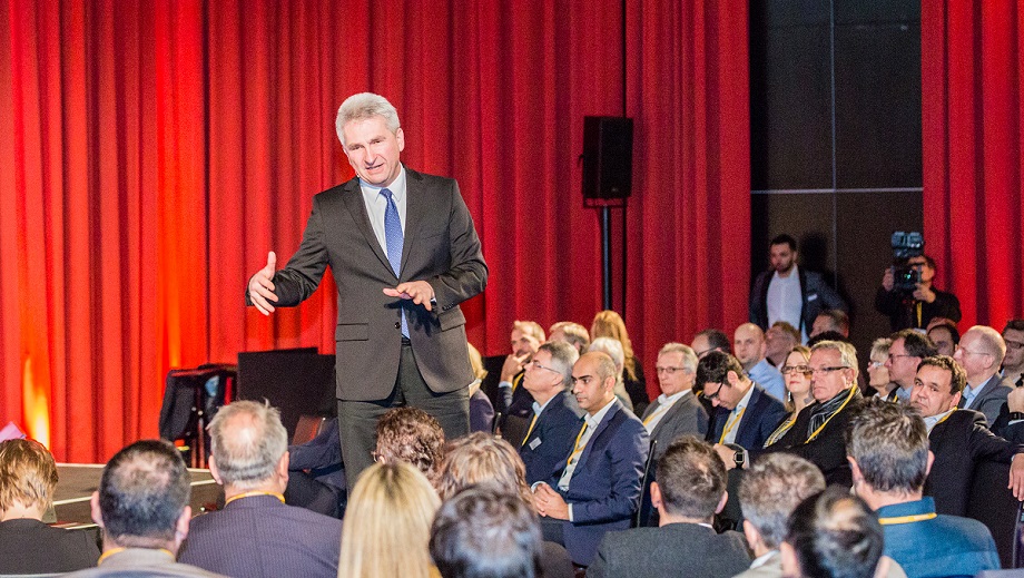 NRW-Wirtschaftsminister Andreas Pinkwart beim Cloud Unternehmertag 2018